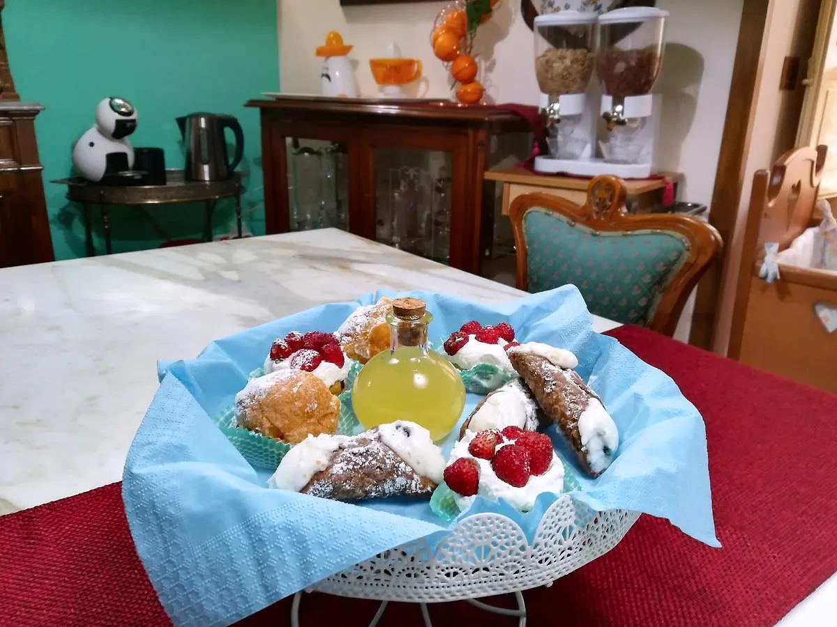 Vittorio Emanuele Rooms Di Prinzi Palermo Bed & Breakfast