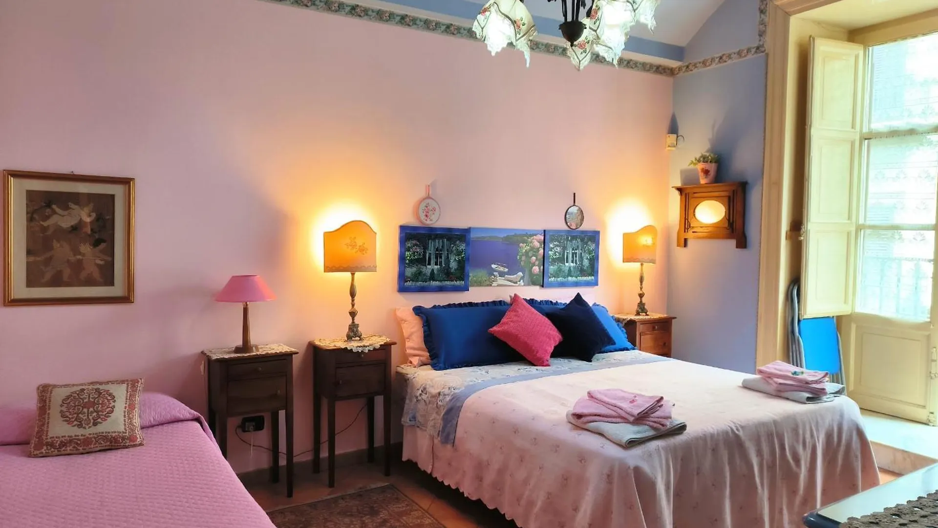 Vittorio Emanuele Rooms Di Prinzi Palermo 2*,  Italy