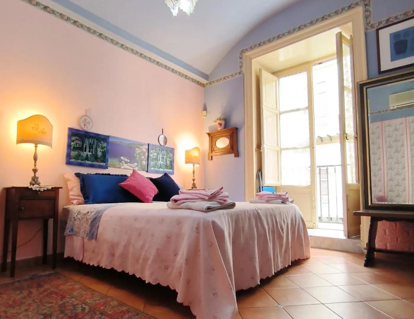 Vittorio Emanuele Rooms Di Prinzi Palermo Bed & Breakfast