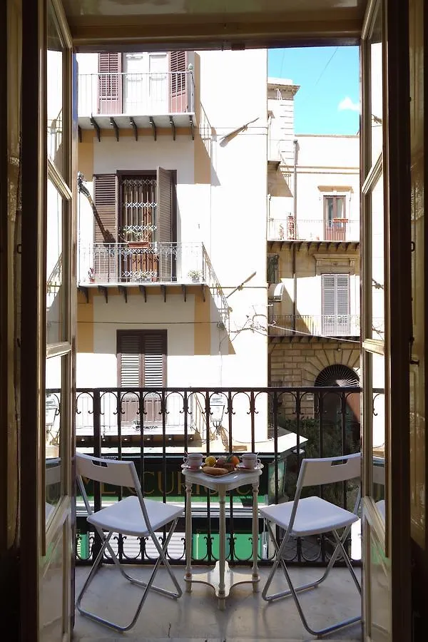 Vittorio Emanuele Rooms Di Prinzi Palermo Bed & Breakfast